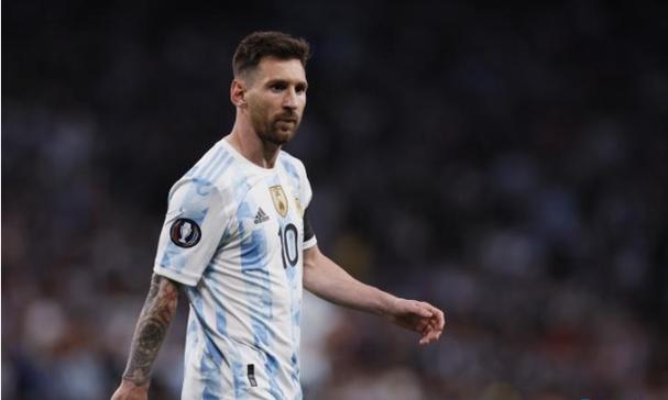 杨涵森发挥不佳和女友陪伴没有必然联系，王治郅的话全应验了